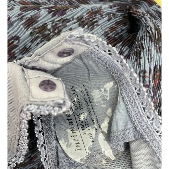 Free People Pretty Petal Off-Shoulder Blue Patterned Bodysuit NWT SZ M - Picture 6 of 15